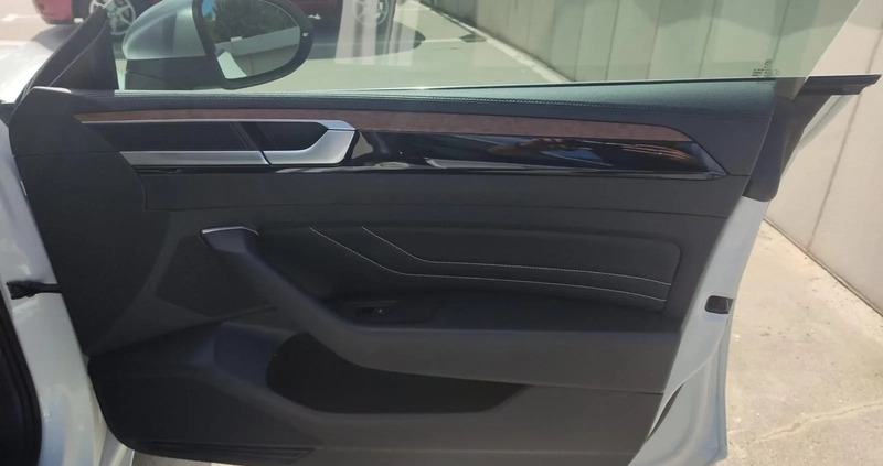 Volkswagen Arteon cena 127999 przebieg: 27000, rok produkcji 2021 z Kraków małe 67
